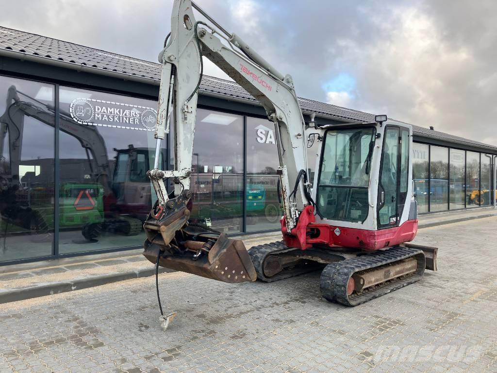 Takeuchi TB 250 Гусеничные экскаваторы