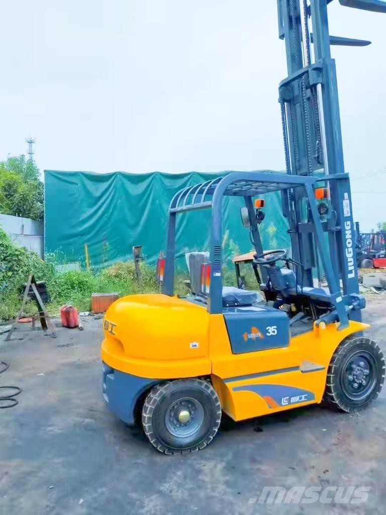 LiuGong CPC 35 Дизельные погрузчики