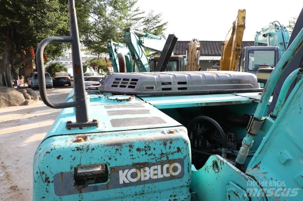 Kobelco SK 210-8 Гусеничные экскаваторы