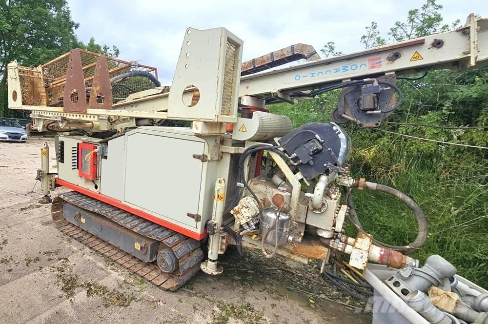 Comacchio MC 405 Гусеничные буровые установки