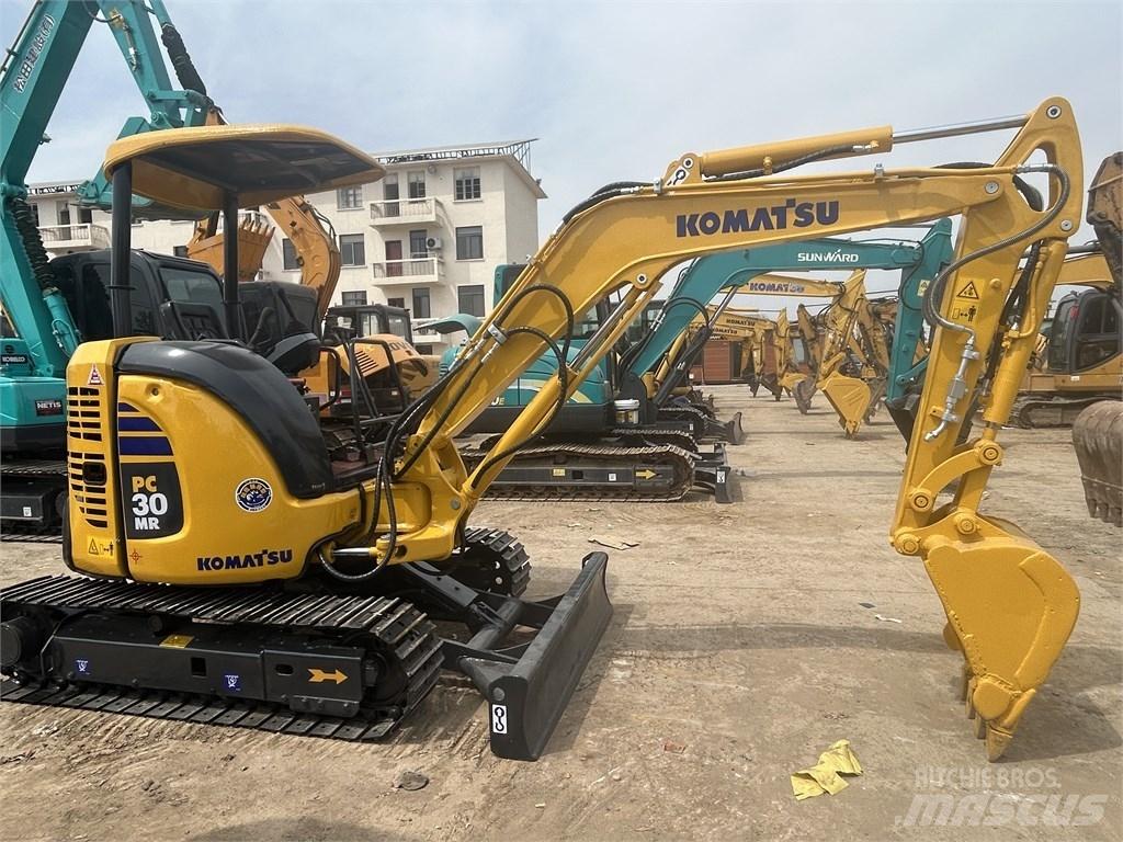 Komatsu PC30 Мини-экскаваторы