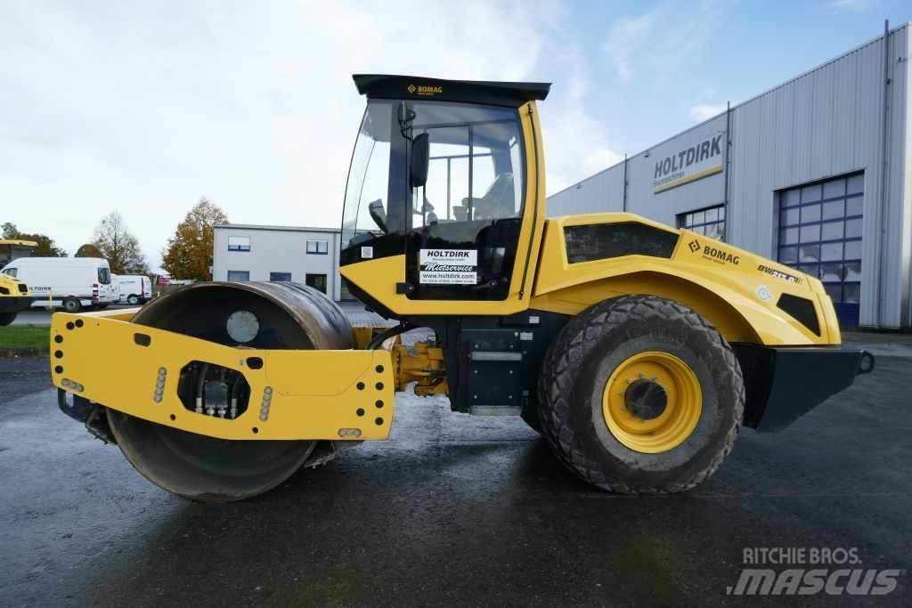 Bomag BW 213 D-5 Уплотнители грунта