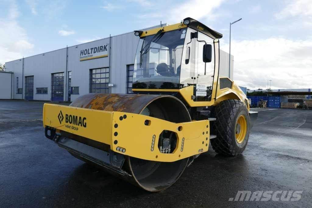 Bomag BW 213 D-5 Уплотнители грунта