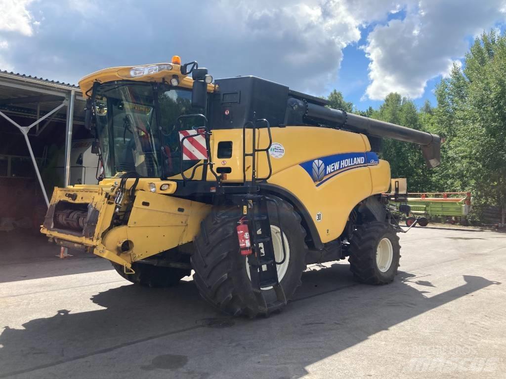 New Holland CR 9090 Зерноуборочные комбайны