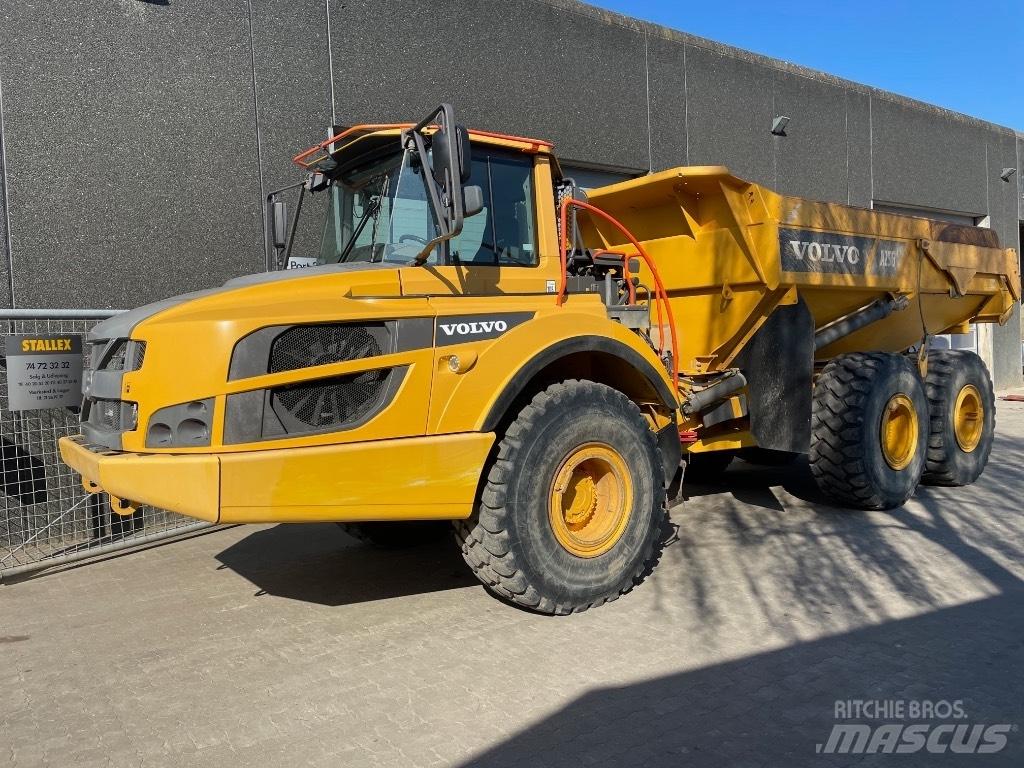 Volvo A25G Шарнирно-сочленённые самосвалы