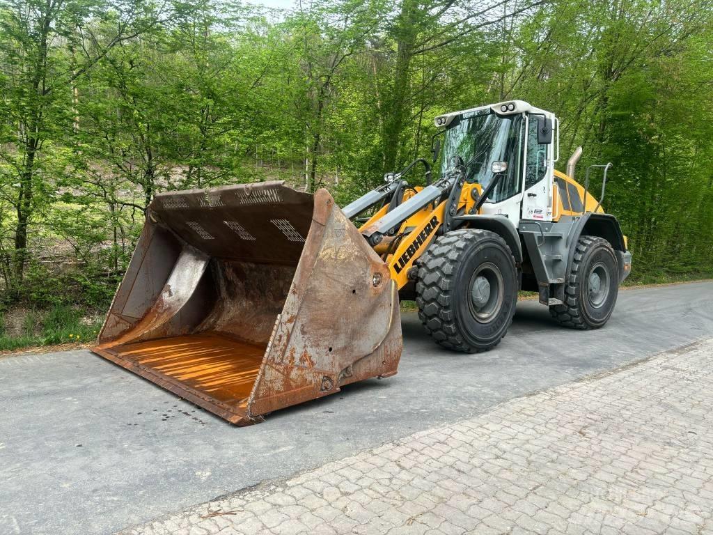 Liebherr L546 Фронтальные погрузчики