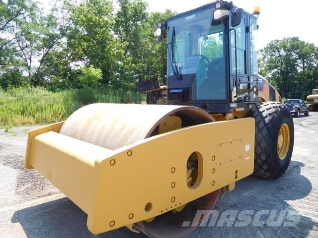 CAT CS 74 Грунтовые катки