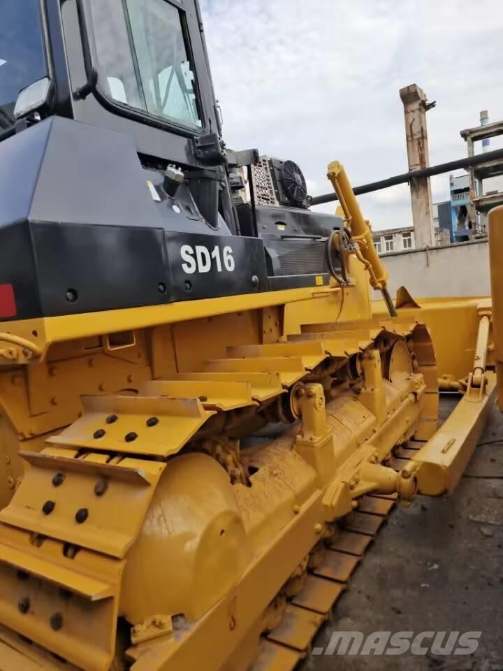Shantui SD 22 Гусеничные бульдозеры