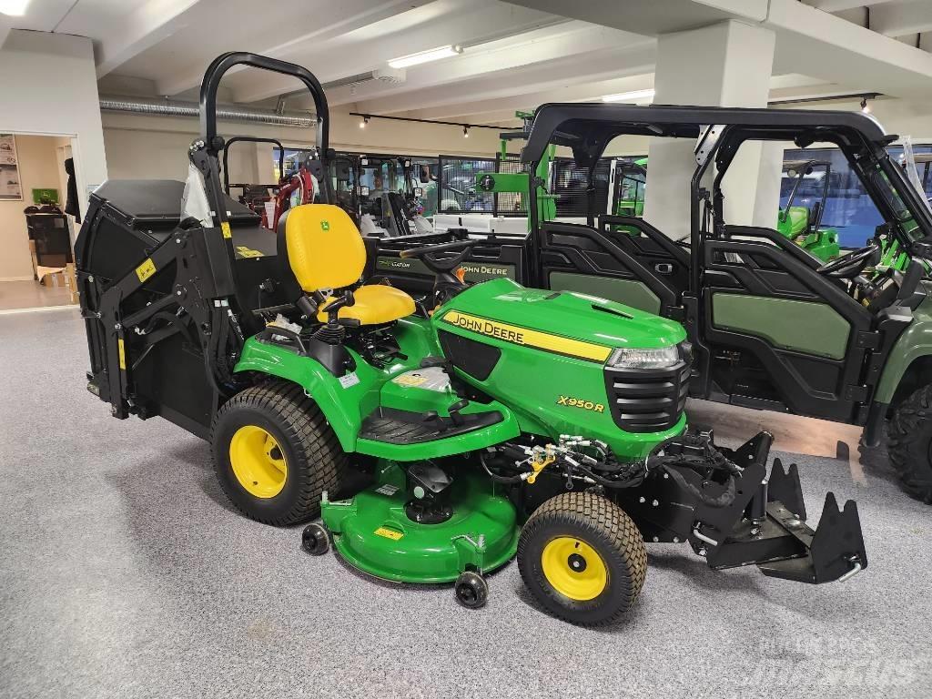 John Deere X 950 R Самоходные газонокосилки
