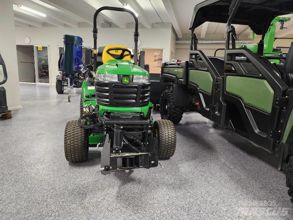 John Deere X 950 R Самоходные газонокосилки