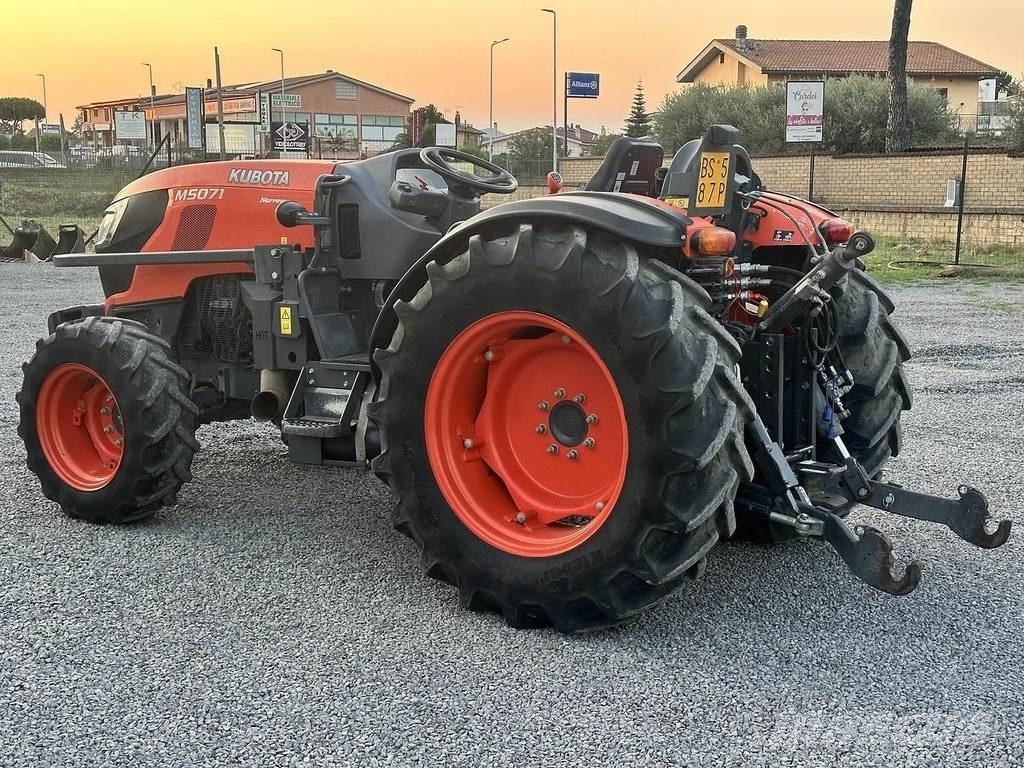 Kubota M5071N Трактора