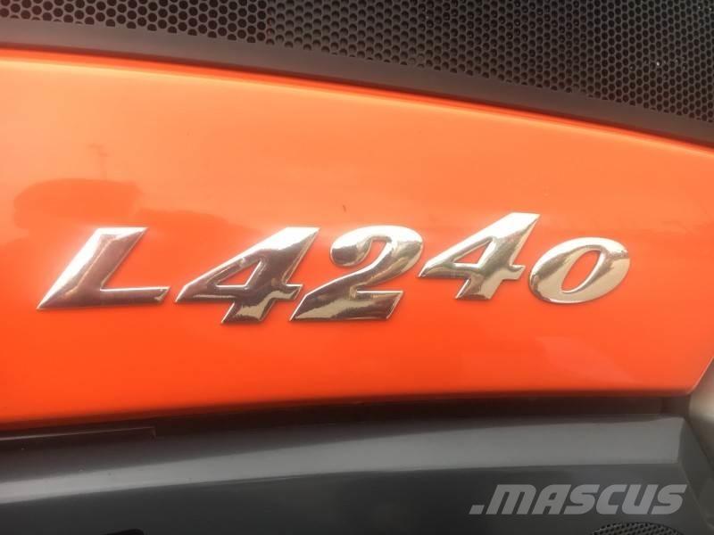 Kubota L4240 Коммунальные тракторы