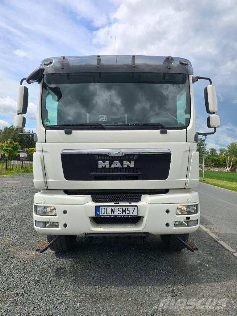 MAN 13.250 / 4x4 Грузовики-Фургоны