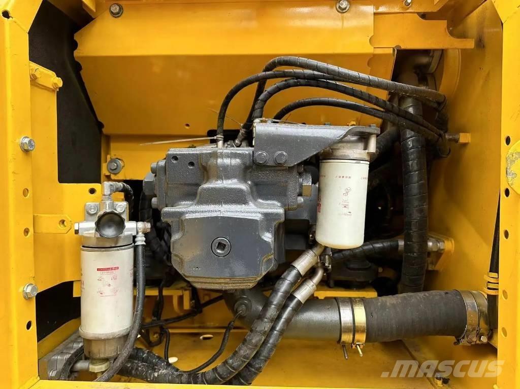 Komatsu PC 210-8 Гусеничные экскаваторы