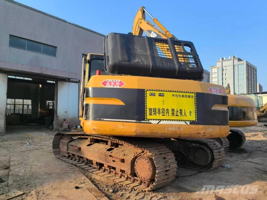 CAT 320BL Гусеничные экскаваторы