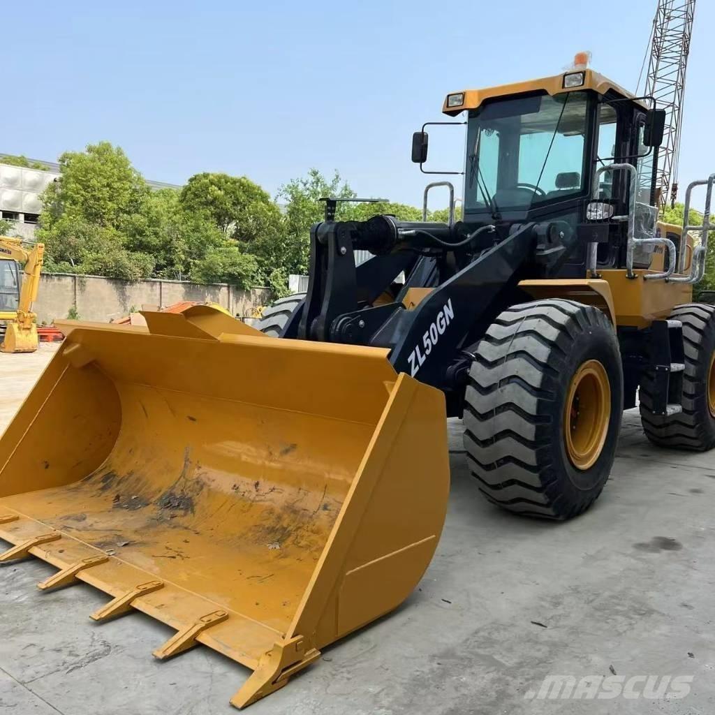 XCMG ZL 50 GN Фронтальные погрузчики