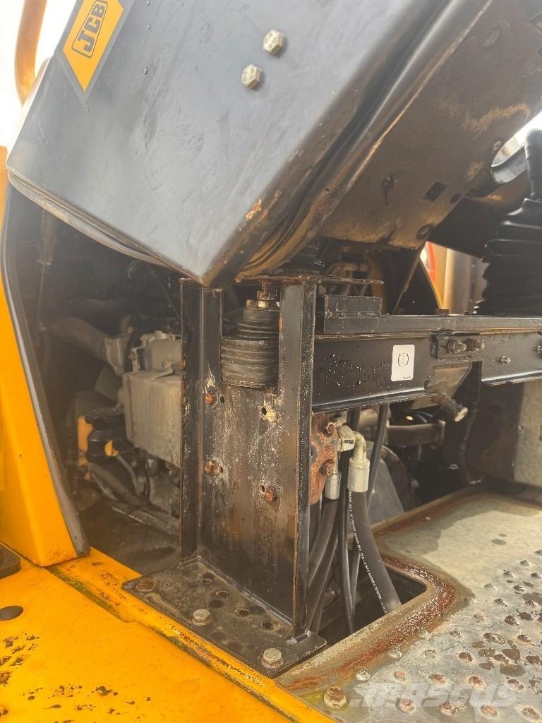 JCB 6 T-1 Мини-самосвалы