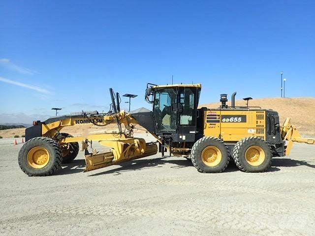 Komatsu GD655-7 Грейдеры