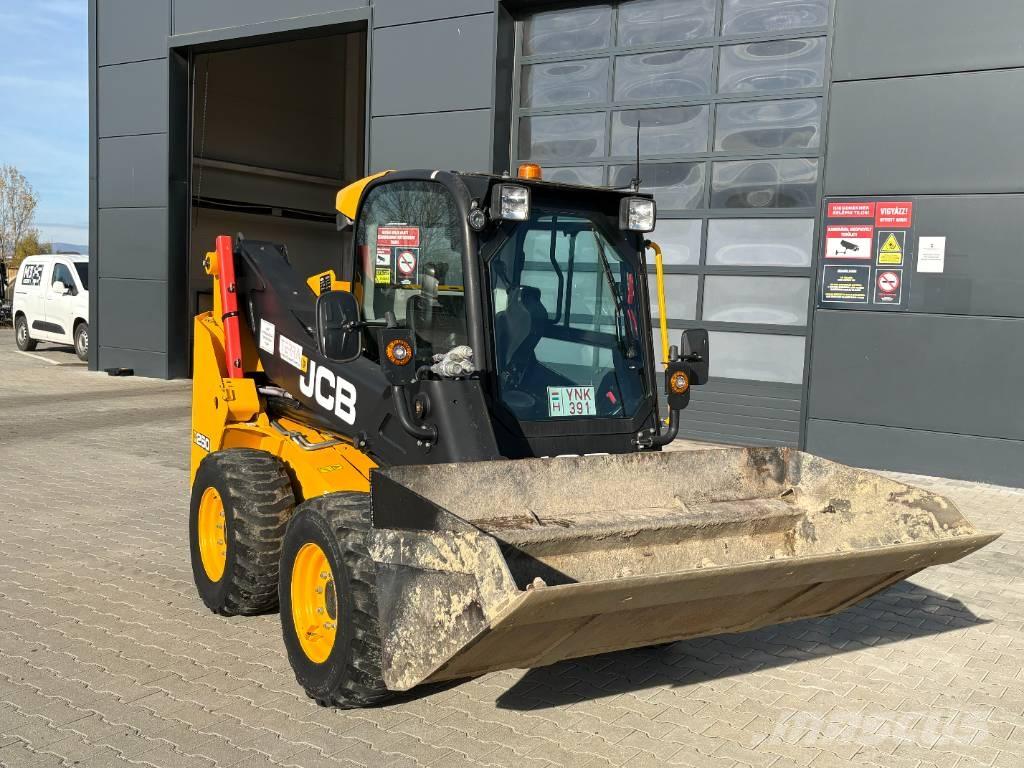 JCB 250 T4 Малые погрузчики