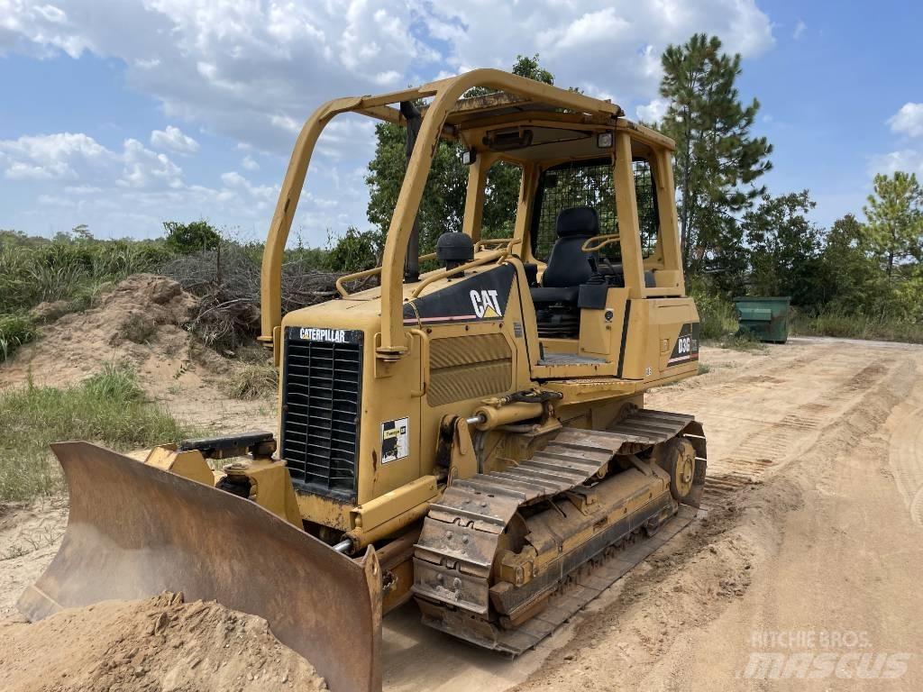 CAT D3G XL Гусеничные бульдозеры