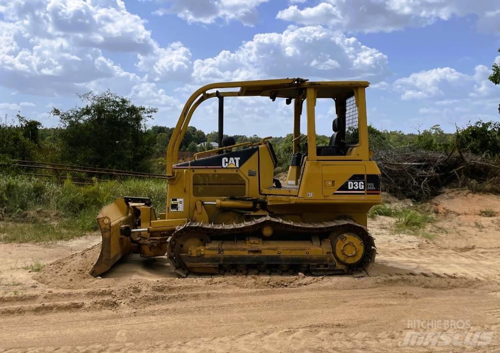 CAT D3G XL Гусеничные бульдозеры