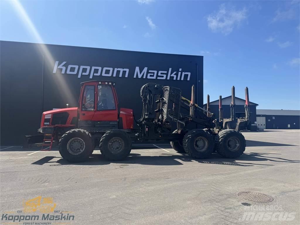 Komatsu 895 Форвардеры