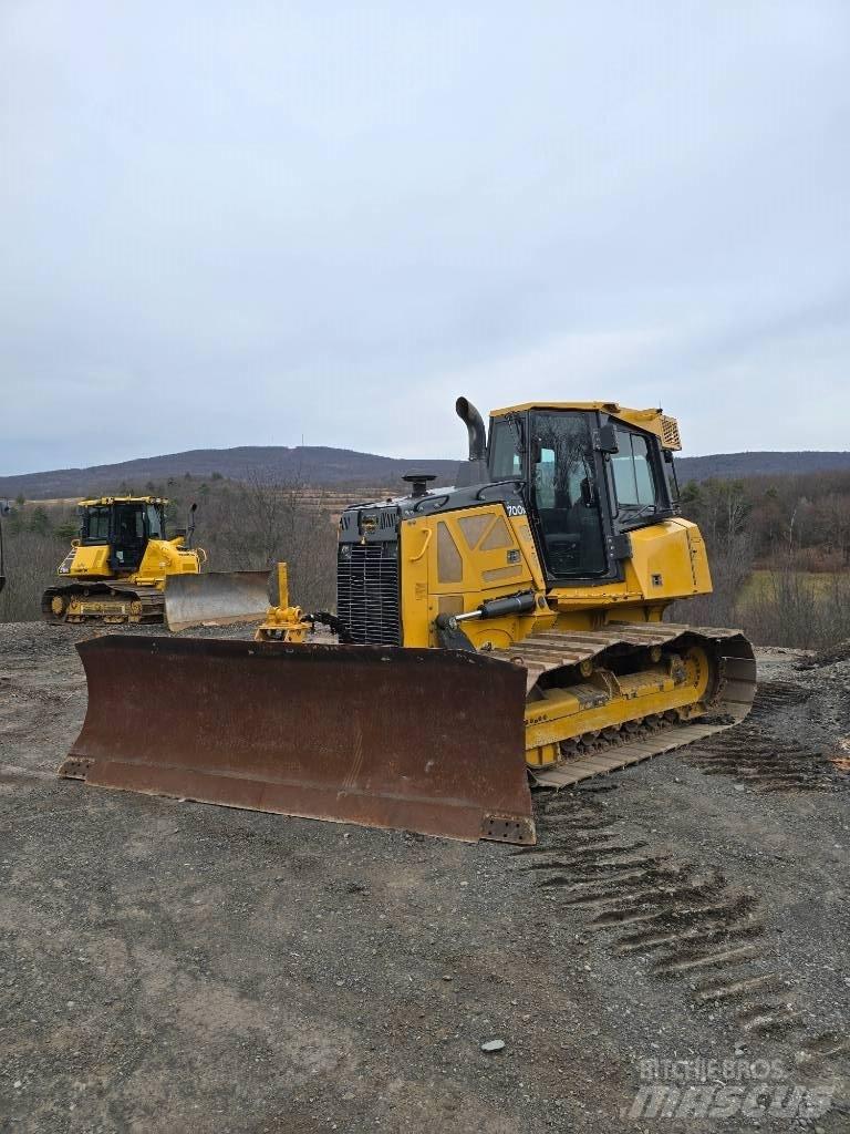 DEERE 700K LGP Гусеничные бульдозеры