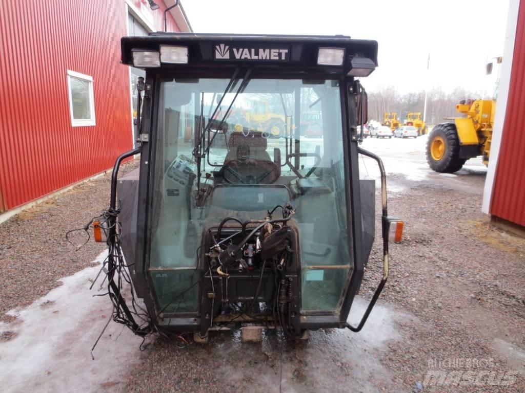 Valmet 8600 Кабины