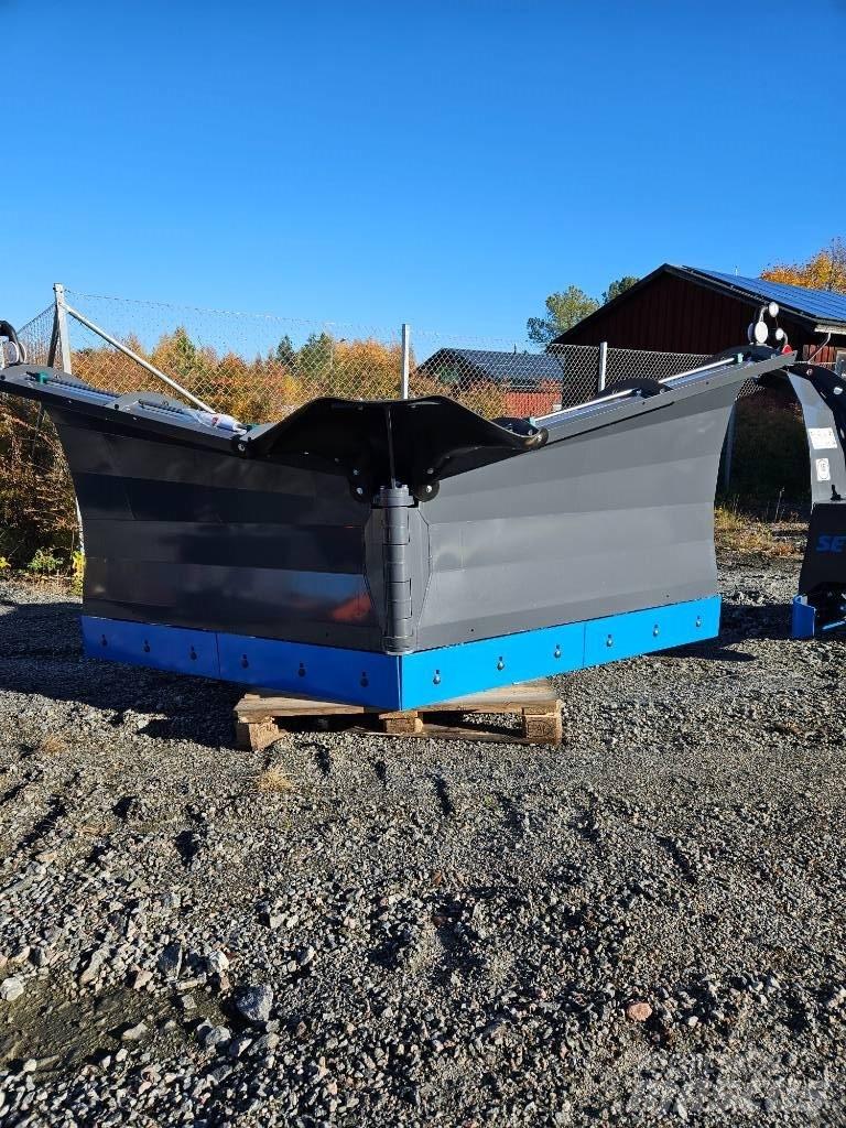 SE Equipment  3700 Строительные плуги