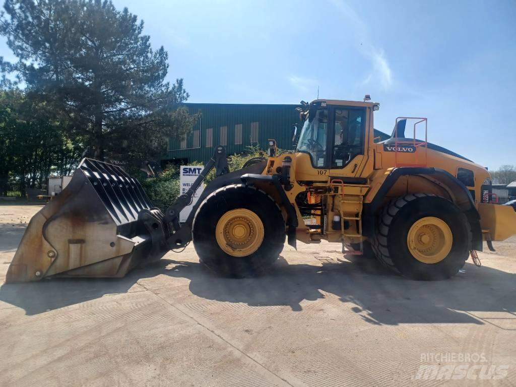 Volvo L 220 H Фронтальные погрузчики