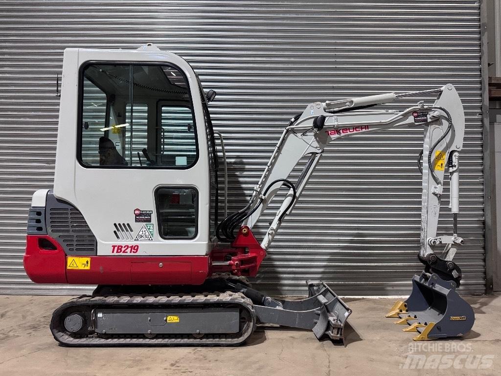 Takeuchi TB 219 Мини-экскаваторы