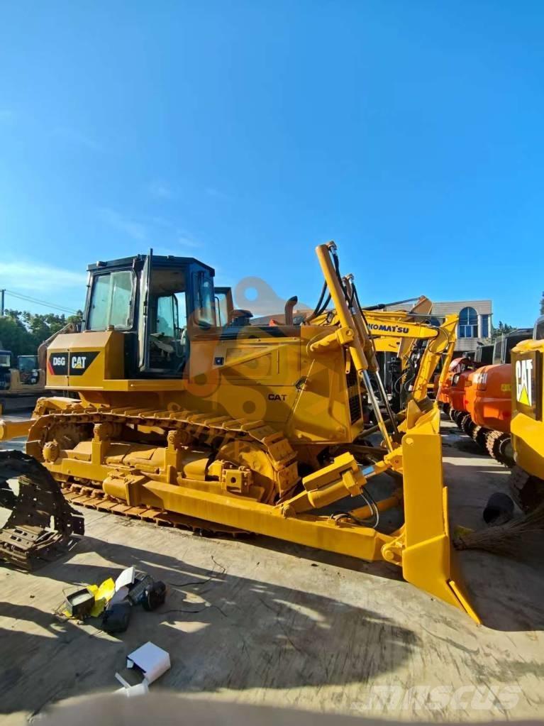CAT D6G Гусеничные бульдозеры