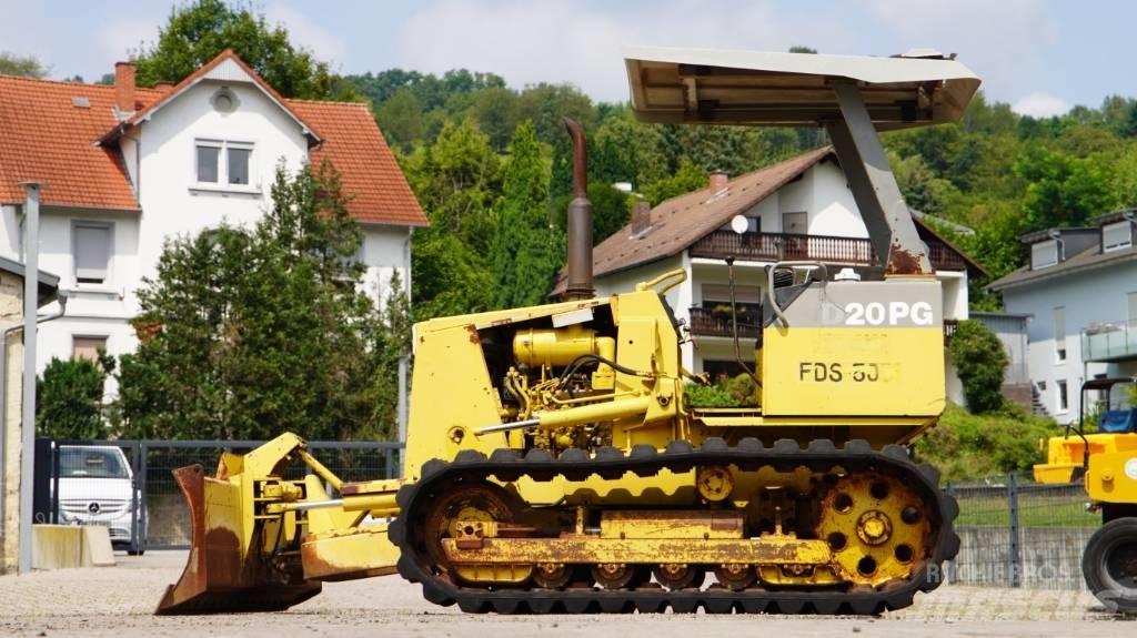 Komatsu D 20 PG-7 Гусеничные бульдозеры