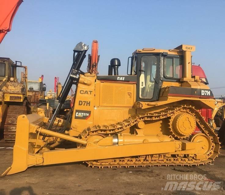 CAT D7H Гусеничные бульдозеры