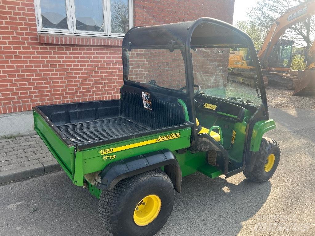 John Deere Gator TS Коммунальные машины