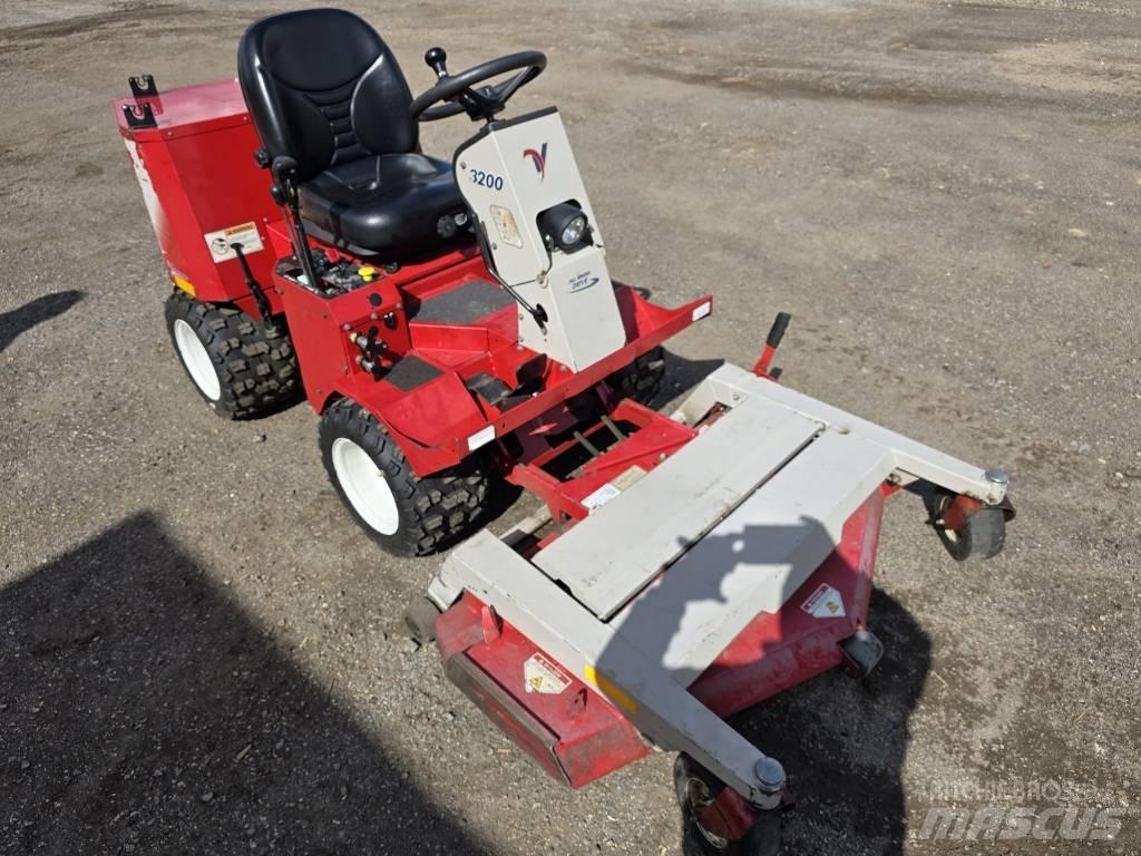 Ventrac 3200 Самоходные газонокосилки