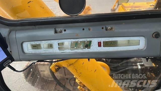 JCB JS 200 Гусеничные экскаваторы