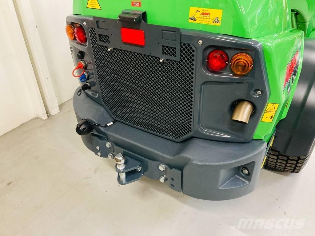 Avant 860 i Малые погрузчики