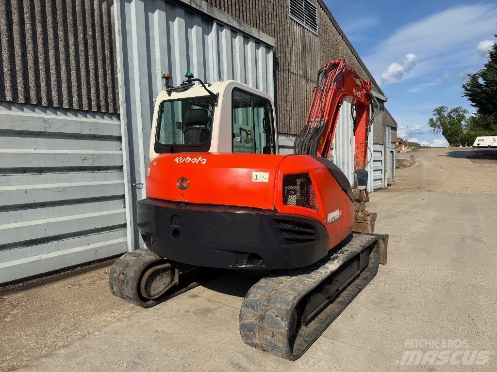 Kubota KX 080 Малые экскаваторы 7т-12т