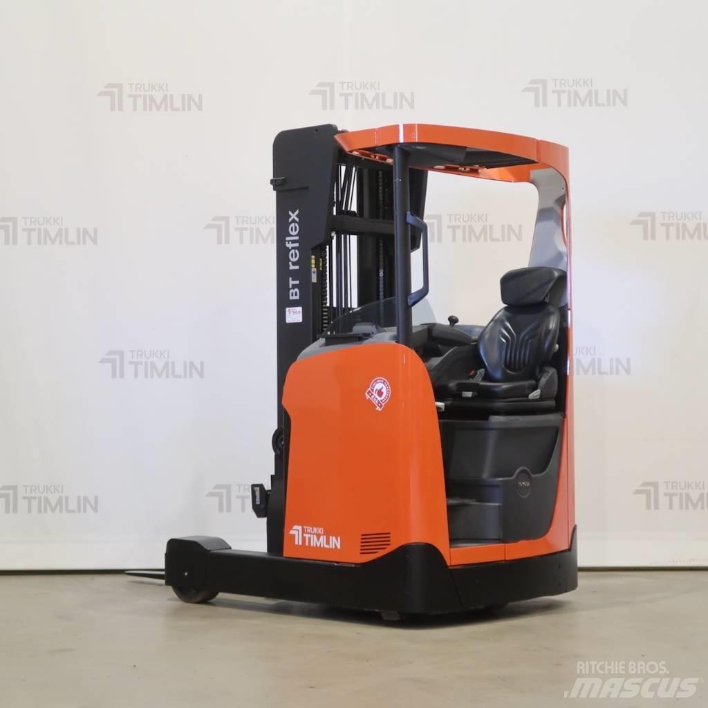 Toyota RRE140H Ричтраки