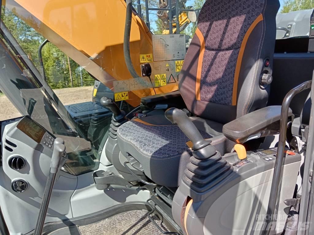 CASE CX 300 D Гусеничные экскаваторы