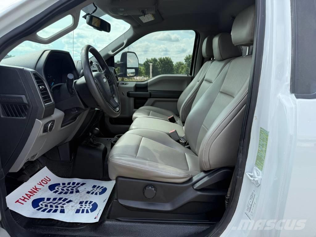 Ford F 450 Комбинированные дорожные машины
