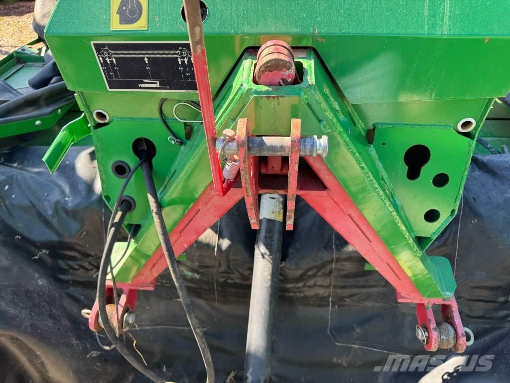 John Deere 131 Навесные и прицепные косилки