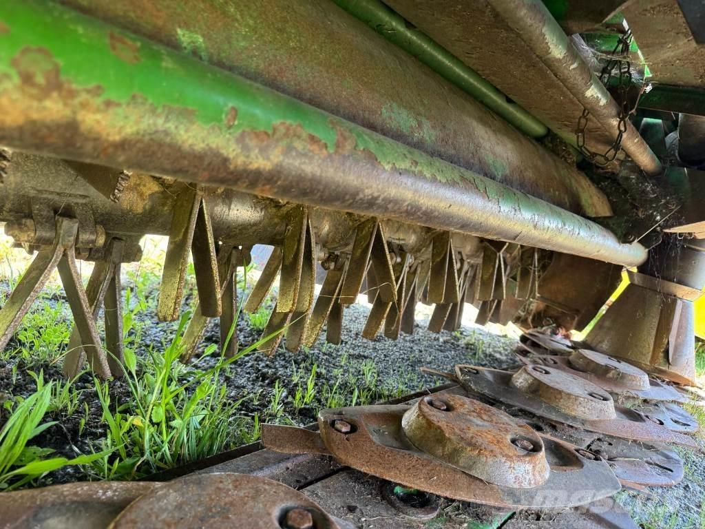 John Deere 131 Навесные и прицепные косилки