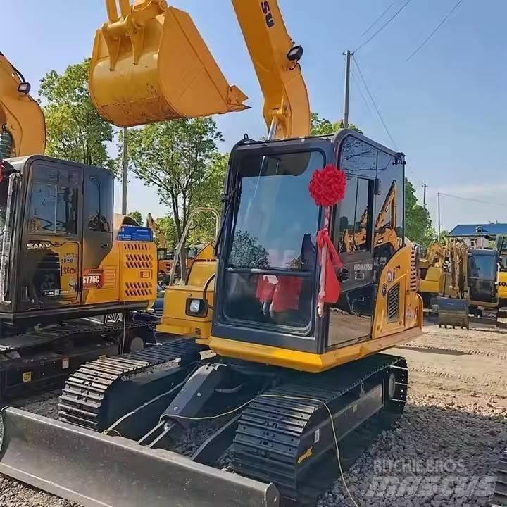 Komatsu PC70 Гусеничные экскаваторы