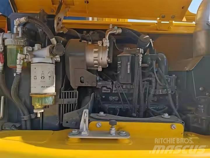Komatsu PC70 Гусеничные экскаваторы