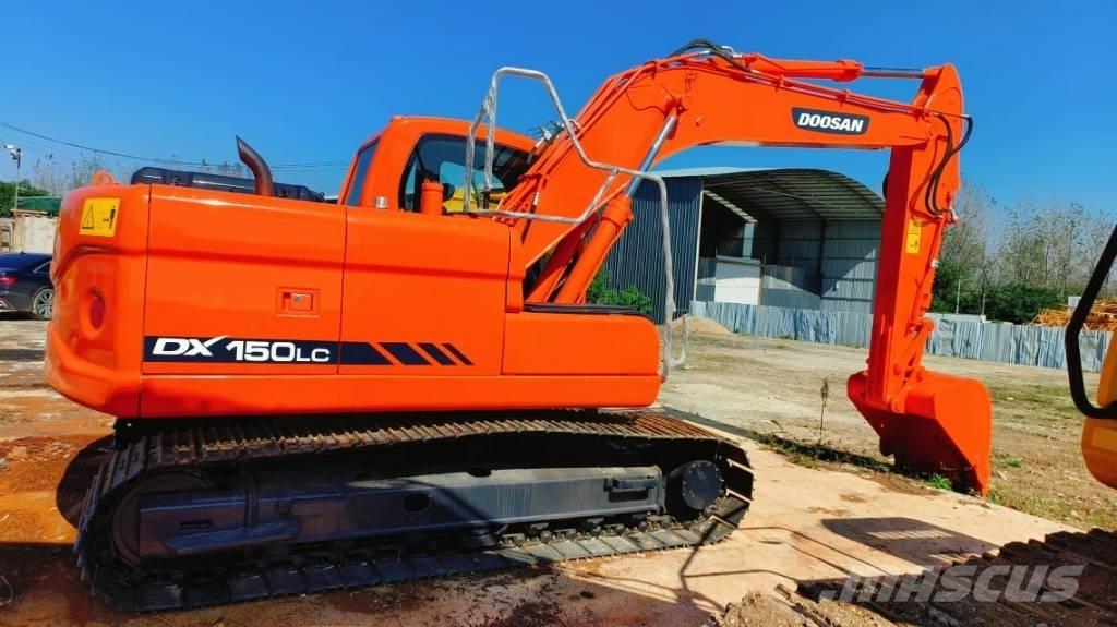 Hitachi ZX 210 Гусеничные экскаваторы