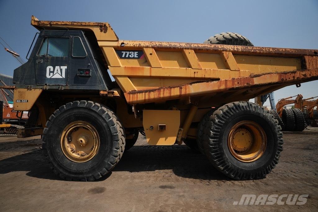 CAT 773 E Карьерные самосвалы