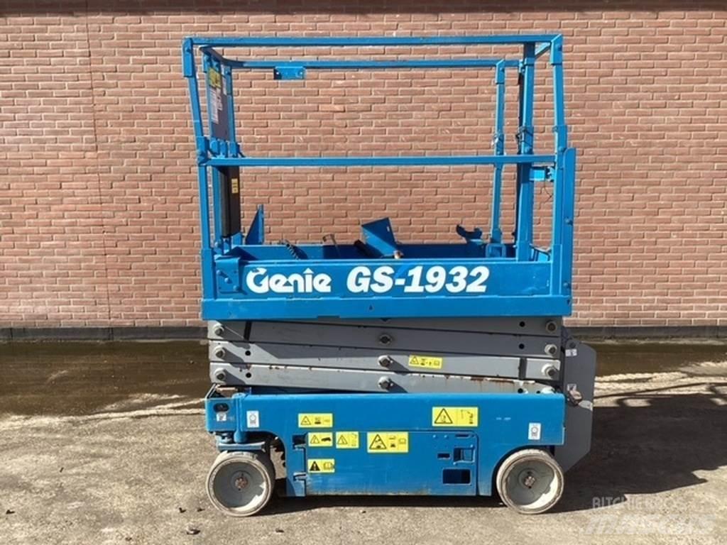Genie GS1932 Ножничные подъемники