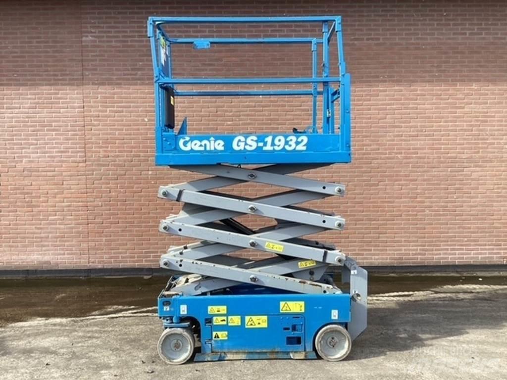 Genie GS1932 Ножничные подъемники